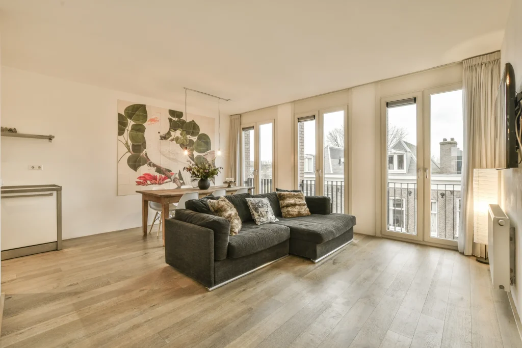 Affordable Flooring Solutions That Instantly Upgrade Your Home’s Interior Look